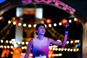 BIB: 100
                            <button type="button" onclick="openModal(21897999)" class="btn btn-primary btn-sm float-right btn-popup" data-toggle="modal" data-target=".modal-high-quality">
                        <i class="fas fa-shopping-cart"></i> Add to Cart
                    </button>
                                            <button type="button" onclick="isThisMe(21897999, true)" class="btn btn-success btn-sm float-right btn-popup btn-isme hidden" data-toggle="tooltip" data-placement="bottom" title="นี่คือรูปของคุณใช่ไหม คลิกที่นี่เพื่อเอาเข้าอัลบั้ม">
                        <i class="fas fa-plus"></i> Add to album
                    </button>
                    <button type="button" onclick="isThisMe(21897999, false)" class="btn btn-warning btn-sm float-right btn-popup btn-isnotme hidden">
                        <i class="fas fa-ban"></i> Remove from album
                    </button>